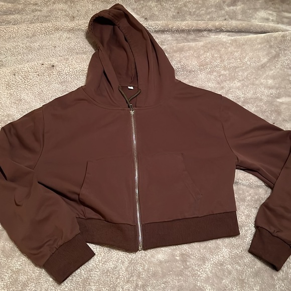 Cropped zip up hoodie - Picture 3 of 5